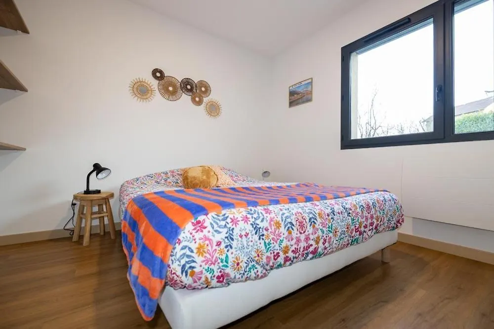 L'Escapade Dauphinoise, Gite 2 Chambres Avec Terrasse Et Clim Beaucroissant 0*,